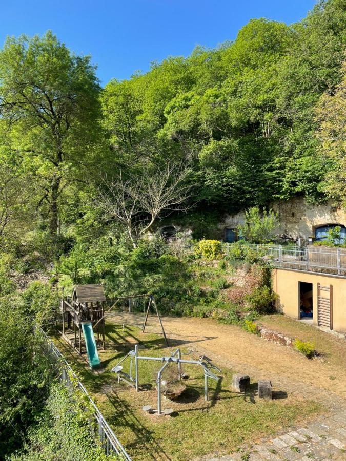 Le Moulin de cherré gîte bleu Aubigné-Racan Extérieur photo