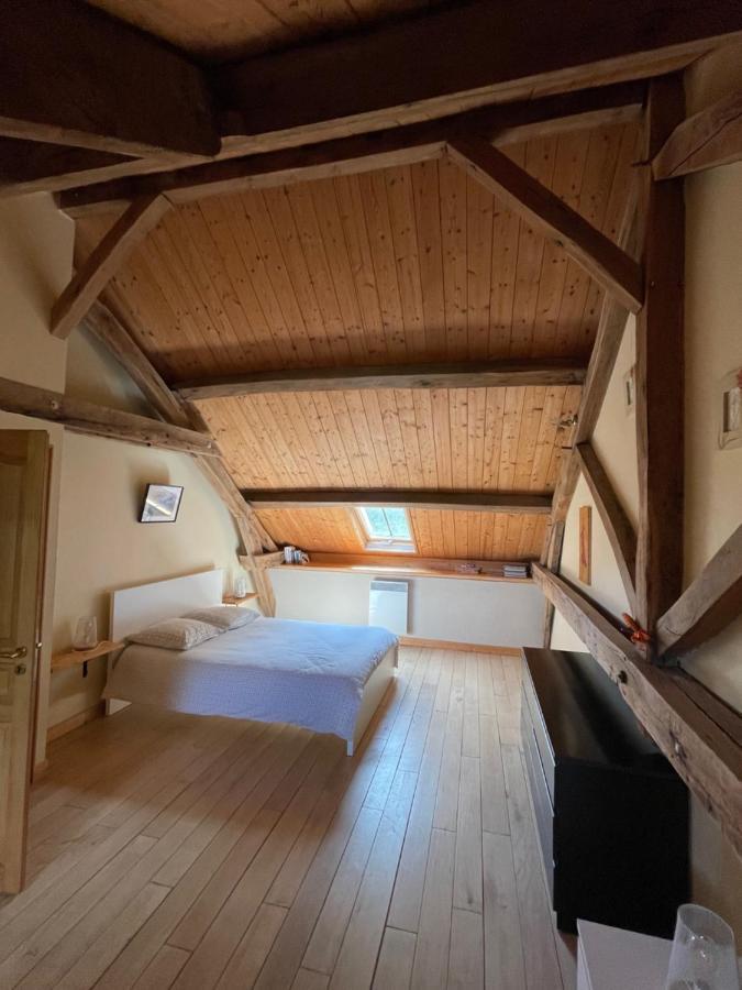 Le Moulin de cherré gîte bleu Aubigné-Racan Extérieur photo